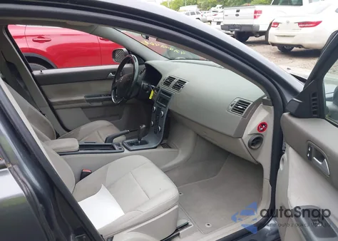 2009 Volvo S40 2.4I из США, поврежденный, VIN YV1MS382092458782